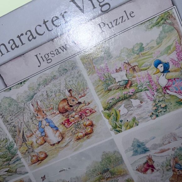 Character Scenes  Peter Rabbit from Beatrix Potter 500pc Puzzle - Picture 4 of 4